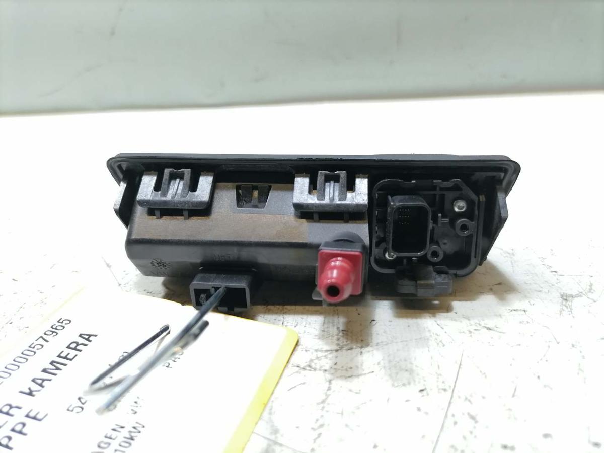 VW Passat B9 original Taster mit R&uuml;ckfahrkamera Heckklappe Kombi Bj.2024